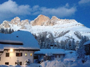  Casa al Lago di Carezza - Dolomiti   Вельскнофен